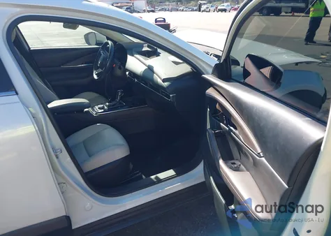 2021 Mazda Cx-30 Premium из США, поврежденный, VIN 3MVDMBDL8MM309738